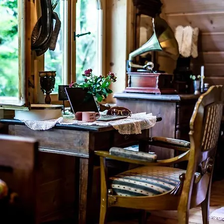 Villa Przystan 545 *